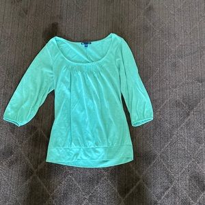 Three-quarter length cotton top